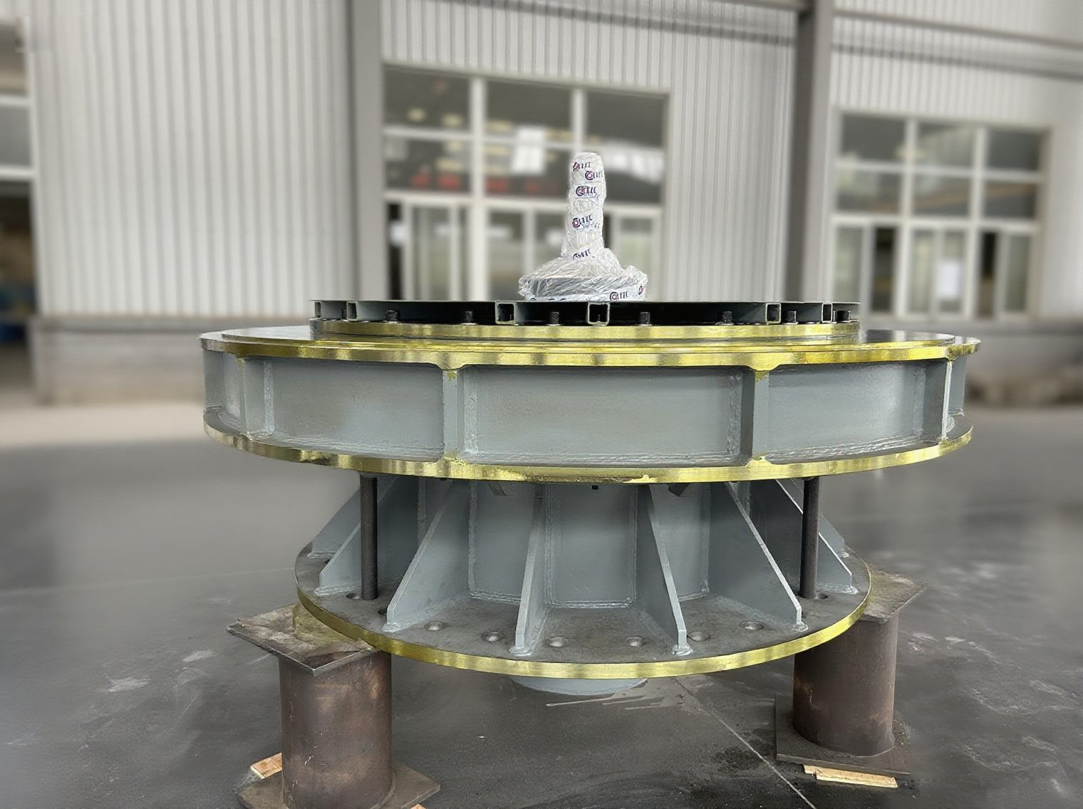 洛阳特重轴承重要驱动装置测试成功